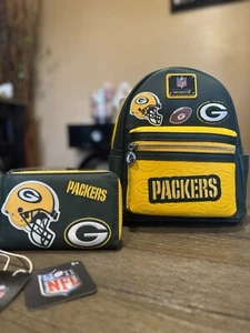Loungefly NFL Packers Mini Bag Pack & Wallet - Picture 1 of 8