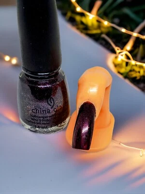 Esmalte China ~REINA DE LENTEJUELAS~ Foto 1 de 3