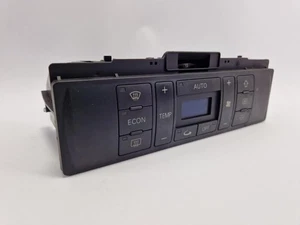 Klimabedienteil AUDI A4 (8D) 1.6 - 8D0820043M - Bild 1 von 9