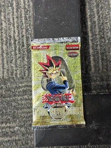 YuGiOh Yu-Gi-Oh Dark Revelation Vol. 1 English Edition Extensive Booster Pack. T - Bild 1 von 2