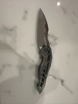 We Knife Arrakis 906F M390 Flamed Gray Titanium No Box - Image 1 of 4