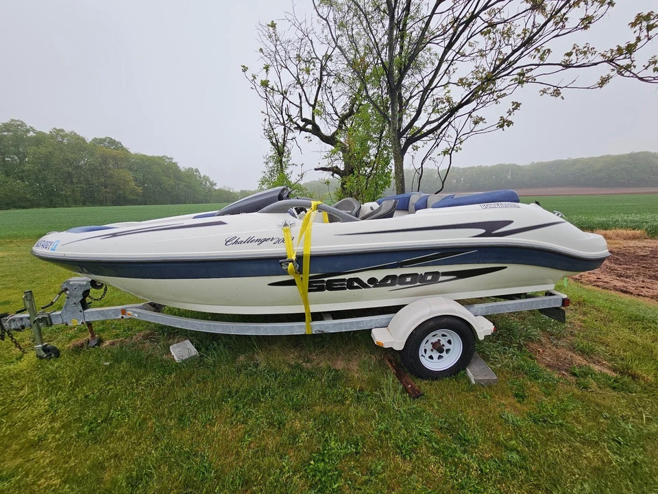 2001 Sea Doo Challenger 20' Boat w/ Title & Trailer - Image 1 of 4
