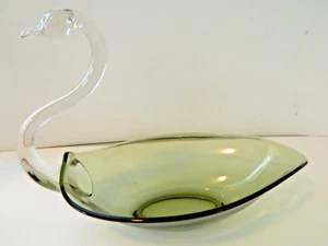 DUNCAN-MILLER LARGE CLEAR/GREEN SWAN DECORATIVE DISH,APPROX. 12" X 9" VINTAGE - Picture 1 of 4