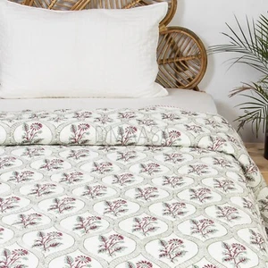 Green Cotton 100% Soft Pure Cotton Light Weight Reversible Machine Quilt - Picture 1 of 5