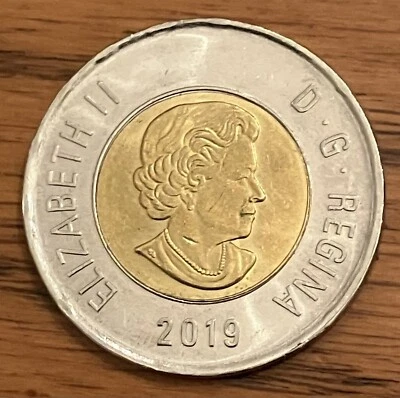 Canadá 2019 $2 dos dólares Toonie **75% de descuento en envío combinado** Foto 1 de 2