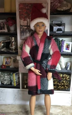 Ropa Barbie para Muñeca Ken Rojo Búfalo Tela Escocesa Vellón Navidad Bata y Sombrero de Papá Noel Foto 1 de 4