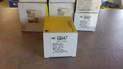 60W47  Molex / Woodhead    Nema 5-15R Watertight Flip Lid   130146-0129 - Image 1 of 3