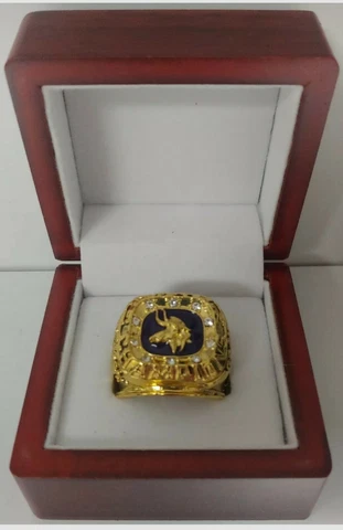 Minnesota Vikings - 1974 NFC Championship Super Bowl Ring With Wooden Box Cover