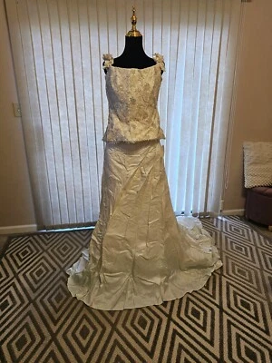 Atelier Aimee Ivory/Blue Wedding Dress. Sized 48/12 - Image 1 of 4
