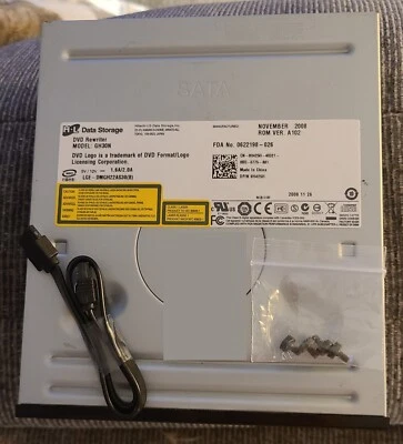 HL Data Storage GH30N Super Multi DVD Rewriter SATA Drive w Cable & Screws 0H425 - Image 1 of 3