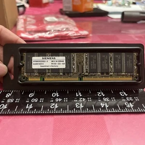 1 x 64MB SIEMENS PC-100 NON-ECC MEMORY SDRAM - HYS64V8200GU-8 - Picture 1 of 2