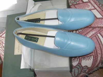 Zapatilla para mujer Daniel Green #40108-421 MEG AZUL NUEVA CON ETIQUETAS TALLA 13 ESTRECHA ECHA UN VISTAZO. Foto 1 de 4