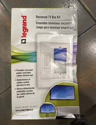 Legrand Pass & Seymour嵌入式电视盒套件带浪涌插座-白色 — 第 1/2 张图片