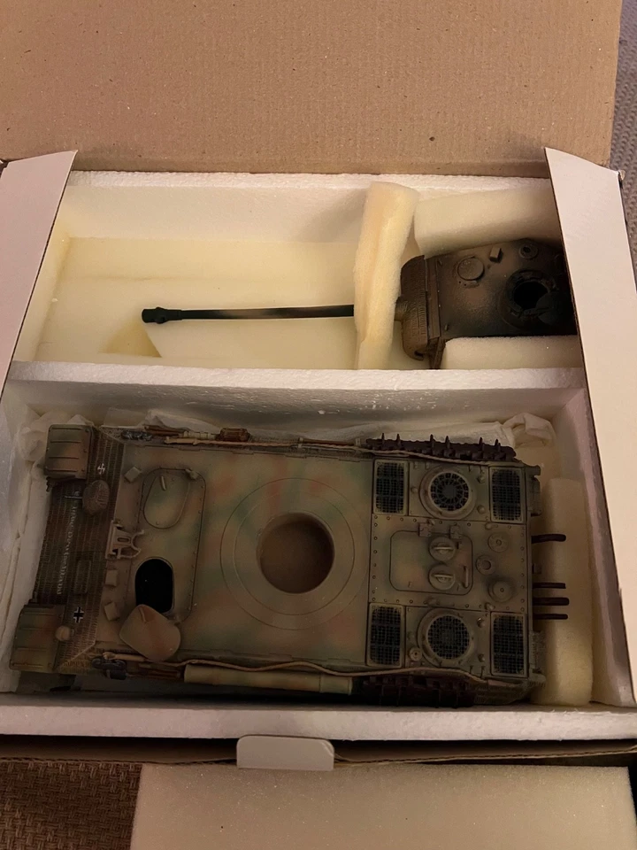 Honourbound Panther Tank SP1 NIB - Image 1 of 4