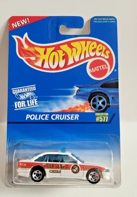 Hot Wheels 1996 Mainline Collector # 577 Police Cruiser White Fire Dept Chief - Image 1 of 4