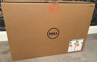 Dell Pro 24" USB-C Hub Monitor - HDMI and DP ports - P2425HE - New - No stand - Image 1 of 4