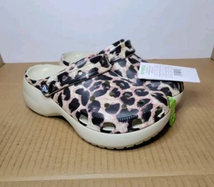 Zoccoli Crocs Classic Platform Animal Remix Osso Leopardato Donna Taglia 7 - NUOVI! - Foto 1 di 13