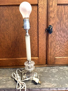Crystal Regency Style Glass+Lucite MCM Vintage Lamp 1940's, 13 "Tall. Excellent. - Picture 1 of 5
