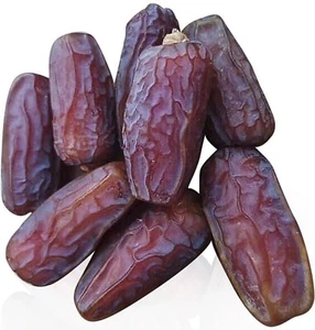 Premium Freshly Harvested Mabroom Dates Authentic Taste of Madinah, Saudia 400g - Picture 1 of 7