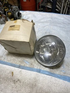 Nuevo de Lote Antiguo Yamaha OEM Nuevo Faro Original 1981 SR250 3Y6-84320-60-00 #Bin N - Imagen 1 de 5