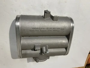 Porsche 997 Gt3 Intake Plenum 9971102169R. 99711011690 - Picture 1 of 4