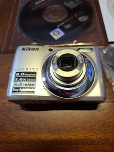 ✅ Nikon Coolpix L21 Digitalkamera Kompaktkamera 8 MP 3,6 fach Zoom getestet - Bild 1 von 11