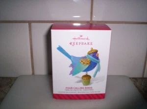 Neu im Karton 2014 Hallmark Andenken Ornament vier rufende Vögel 12 Tage Weihnachten - Bild 1 von 3