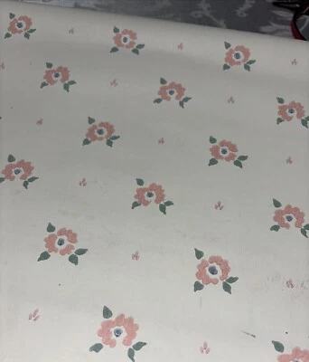Винтажные обои Waverly цветочный розовый и зеленый 56,37 кв. футов - 1 новый рулон - Изображение 1 из 4