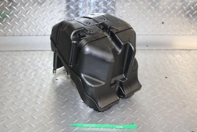 Kawasaki ER-6N 2009 caja de aire caja de filtro de admisión de aire 11010-0156 Foto 1 de 4