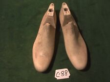 Pair Vintage Wood Size 9-1/2 C #600 United TW Gardiner  Shoe Factory Last #C-88