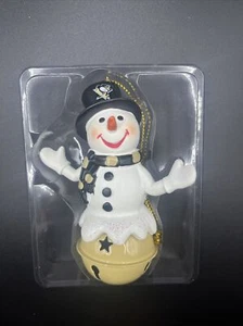 Pittsburgh Penguins Snowman Christmas Ornament Snowman With Top Hat NHL - Picture 1 of 4