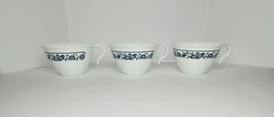 Set Of 3 Vintage Corelle By Corning Old Town Blue Onion Hook Handle Coffee Cups - Picture 1 of 6