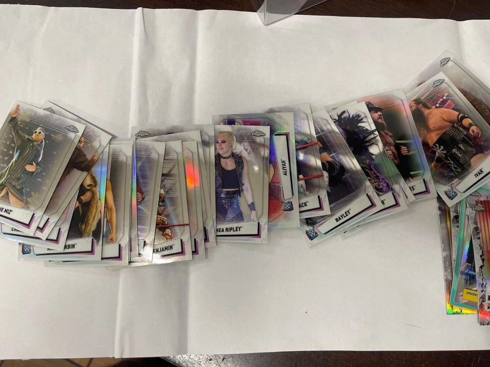 TOPPS CHROME 2021 WWE CARD WRESTLING CARD - Image 1 of 1