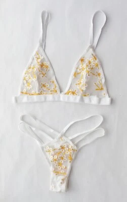 Women Sexy Bra Set Halter embroidery Mesh Bra+thongs Lingerie Bodysuit White S - Image 1 of 4