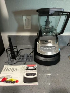 Ninja Pro System 1100 40oz 5 Cup Food Processor Blender Pitcher + Attachments - Picture 1 of 6