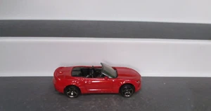 matchbox 16 Chevy Camaro Convertible 2017   issue loose red - Picture 1 of 4