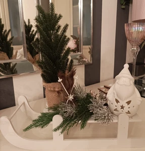 Weihnachtsdekoration, Tischgesteck/Mittelstück, Schlitten, Lichterkette - Picture 1 of 2