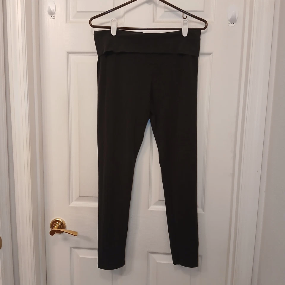 Victoria's Secret VS Angel Leggings Size M Black Foldover Waist Tropical Palm... - Image 1 of 4