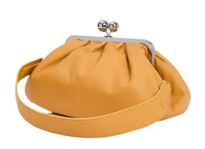 Bolso Max Mara Mediano Pasticcino Cuero Napa Dorado Amarillo Nuevo Con Etiquetas Nuevo En Caja Foto 1 de 4