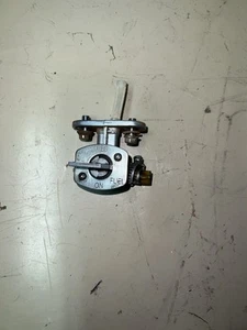 Fuel Petcock For Kawasaki 51023-1339 51023-0024 KX125 KX250 1999 2000 2001 2002 - Picture 1 of 3