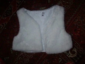 Faux Fur Vest White Furry Sleeveless Casual Dressy Open Front Girls Kids Sz 6 - Picture 1 of 7