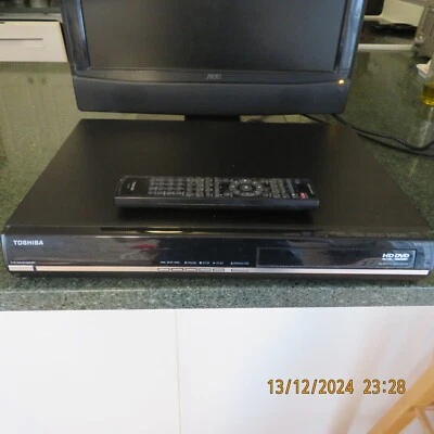 TOSHIBA HD-A3KU HD DVD Player + 18 HD-DVD Movies! Original Remote *Excellent* - Image 1 of 4