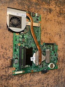 Dell Inspiron N5010 i3-350M Laptop Motherboard Y6Y56