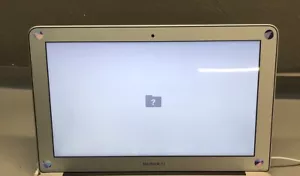 ORIGINAL Macbook Air A1370 Mid 2011 11" Complete LCD Screen Display - Picture 1 of 3