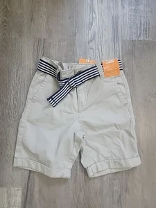 New Gymboree Shorts.  Khaki adjustable waist  Size 5 - Picture 1 of 2