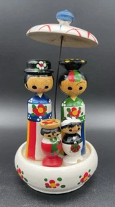 VTG 1975 Folk Art Wooden Handmade Asian Korean Family  Umbrella Painted 4 People - Picture 1 of 9