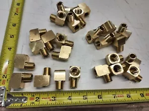 (25-Pieces) 1/4"MIP x 1/4" FIP Brass 90° Street Elbow 28157 Unbranded New/Unused - Picture 1 of 2