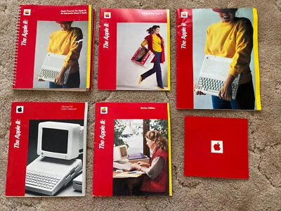 Vintage 1984 The Apple LLC Computer & monitor Original Paperwork & Manuals rare - Image 1 of 4