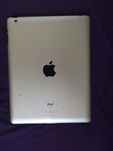 Apple iPad 2 16GB, Silver, Second Generation - Picture 1 of 4