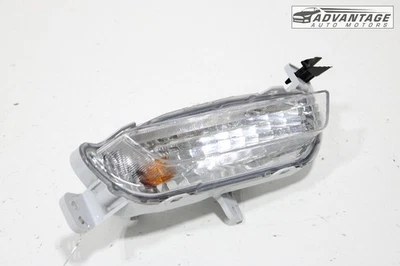 2022-2025 HONDA PASSPORT FRONT BUMPER RIGHT SIDE TURN SIGNAL LIGHT LAMP OEM - Image 1 of 4